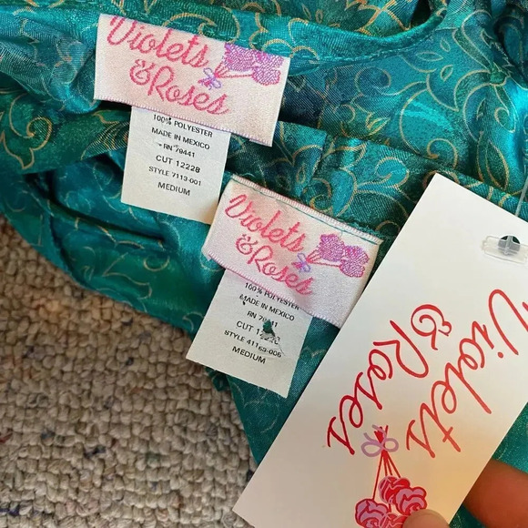 Vintage NWT Floral Silky Violet & Rose Nightgown Robe 2 Pieces Set Women Size M - Picture 4 of 10